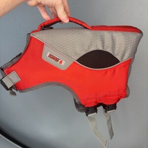 KONG Red Dog Flotation Vest w/ Handle
